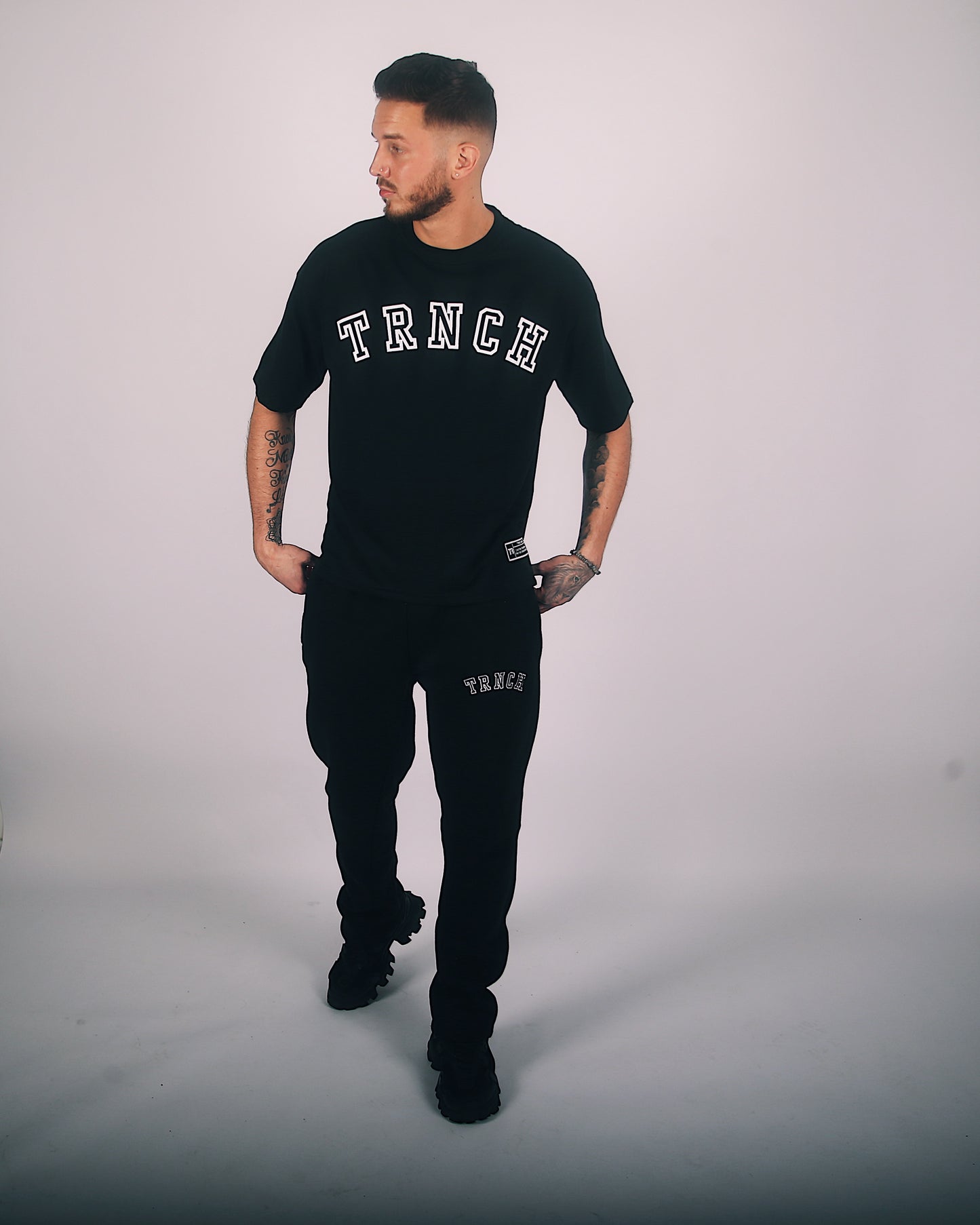 TRNCH Signature Oversized T-shirt -Black